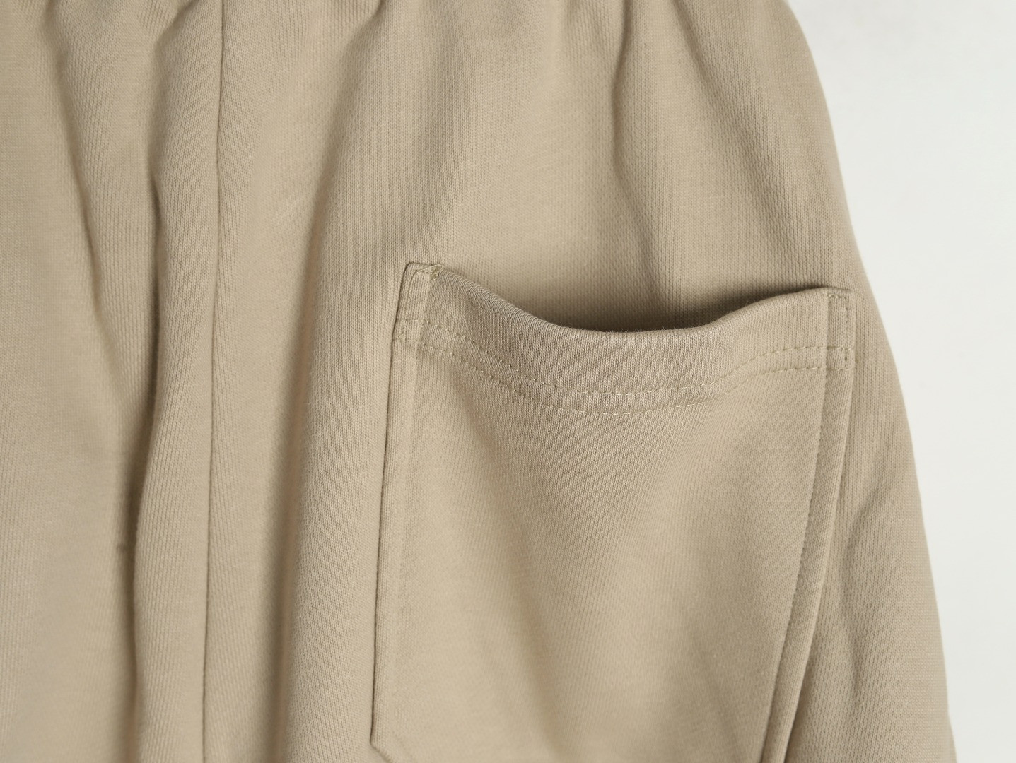 Ch**me He**ts 24ss shorts