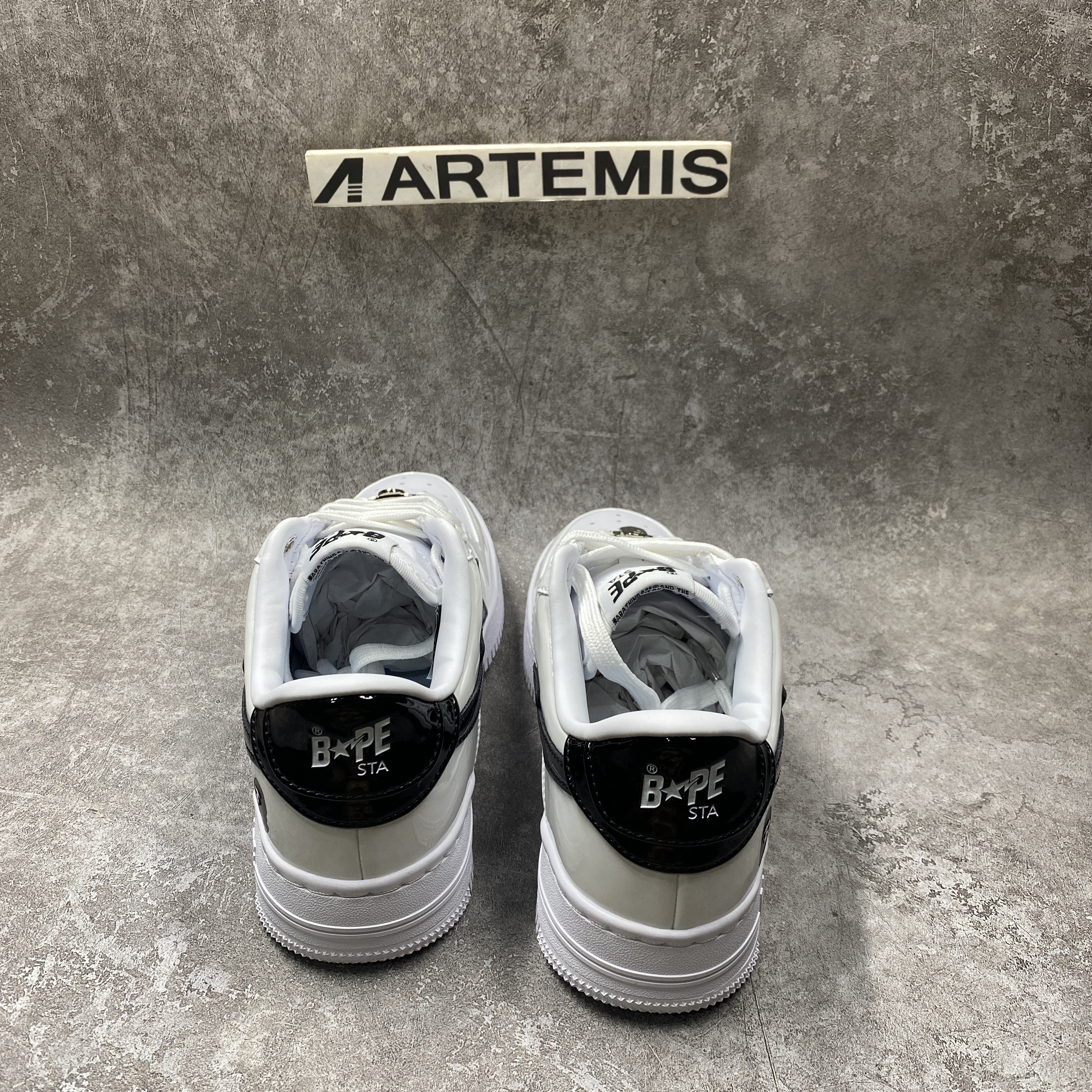 BP Sta Low White Black