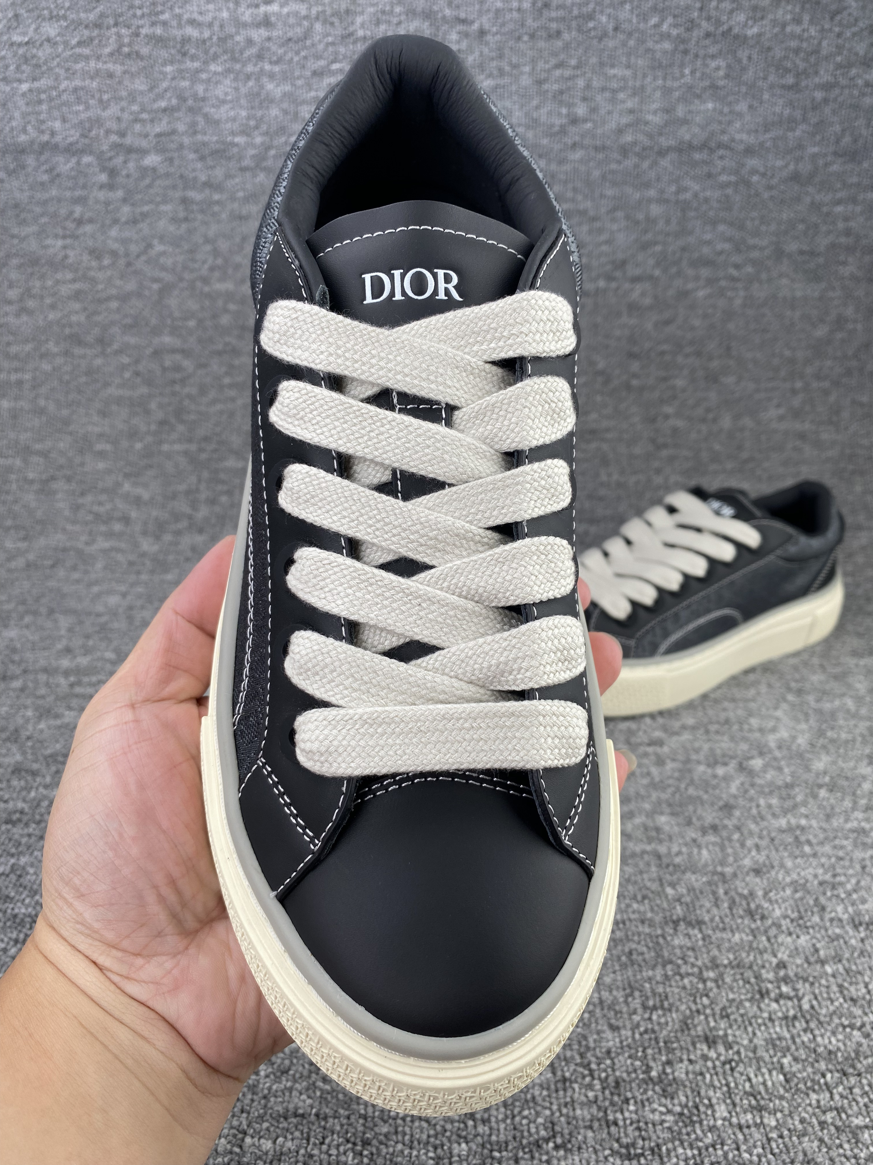 ua D*or b33 sneaker