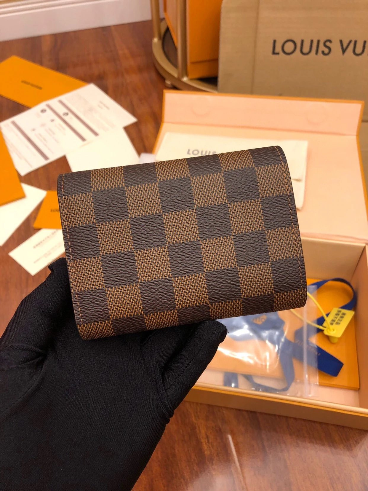 LV VICTORINE WALLET N41659