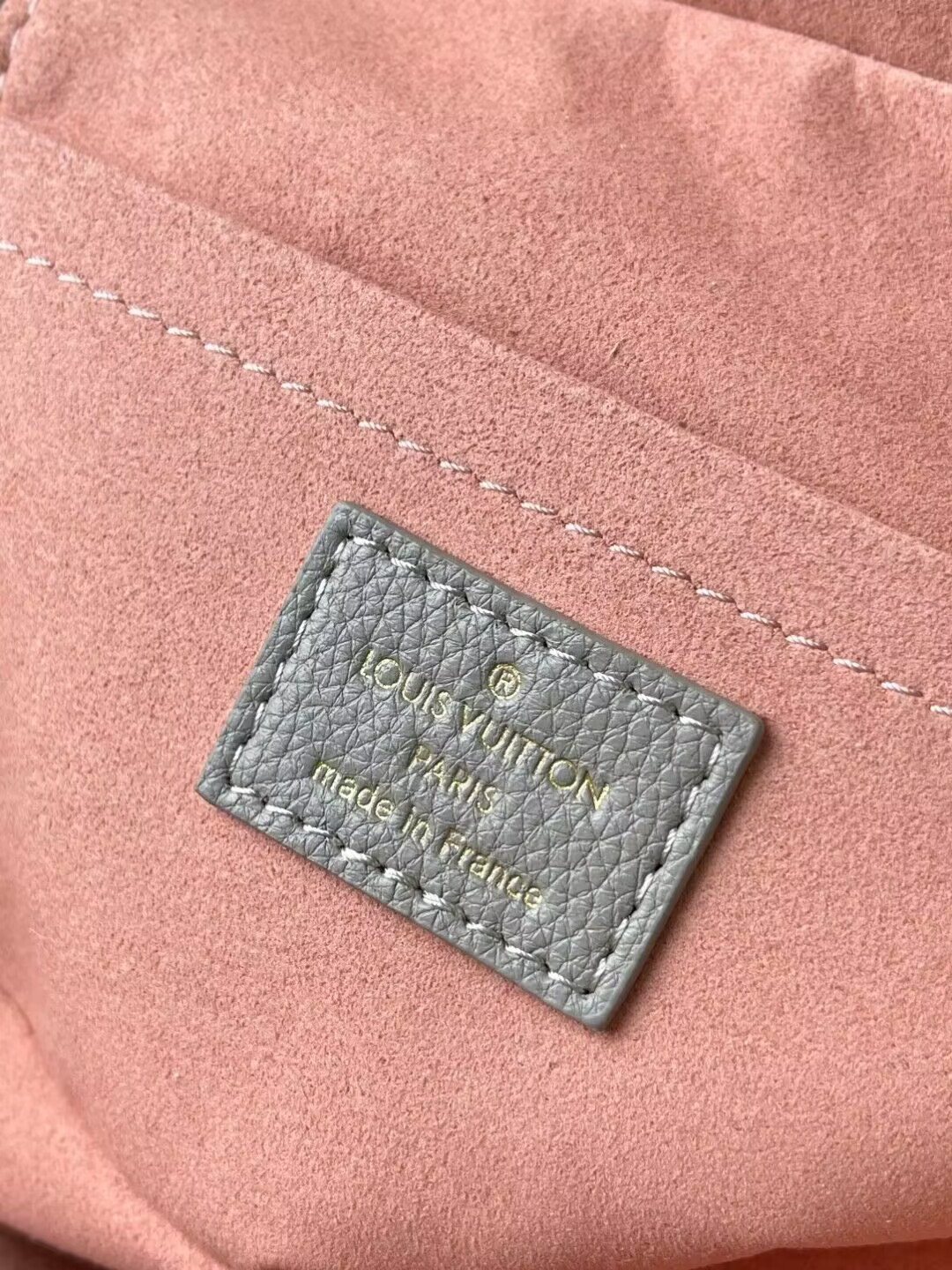 LV FLIGHT MODE Nice Mini M23550 20x13.5 x12 cm