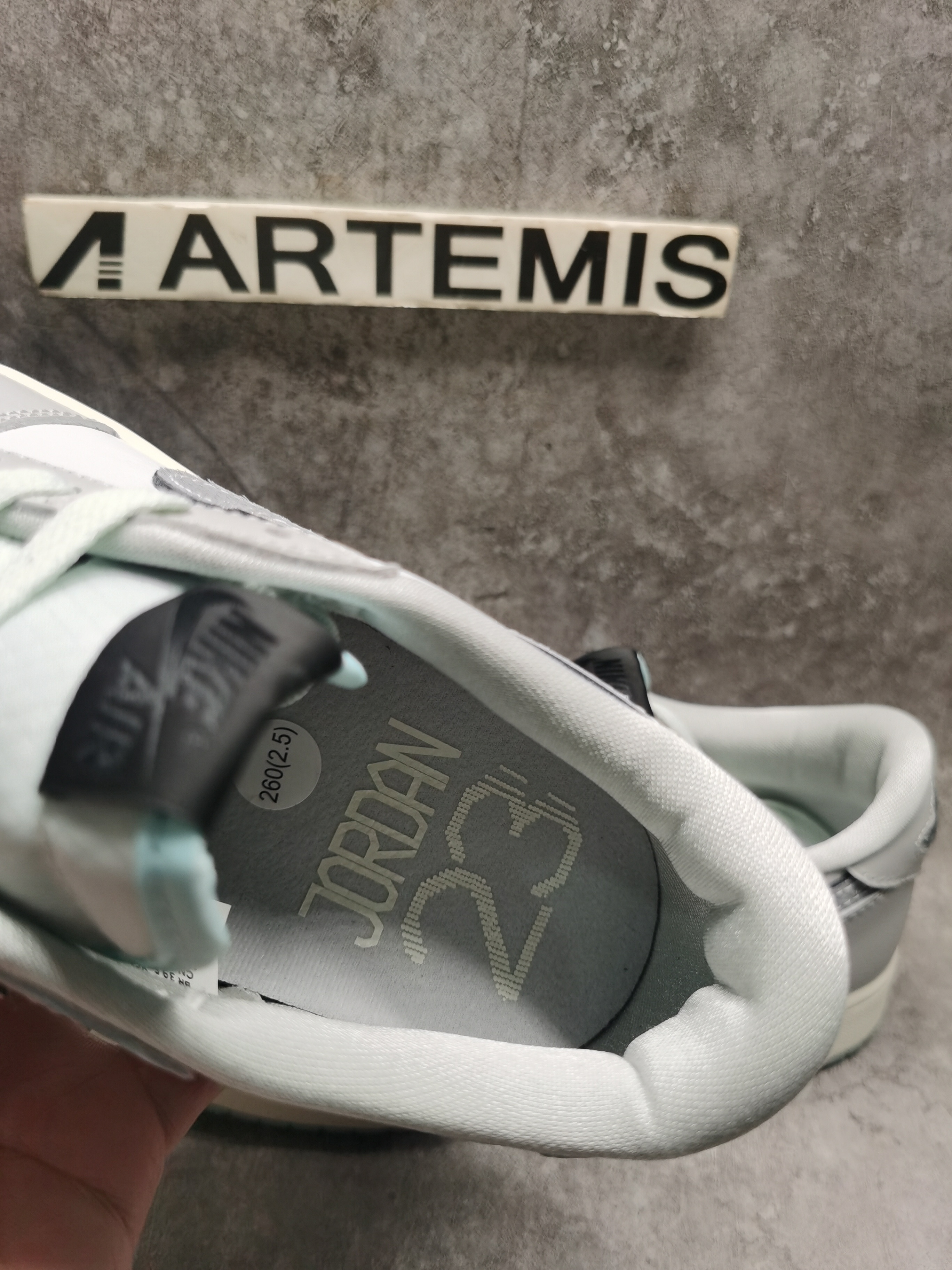 UA Jordan 1 Retro Low OG