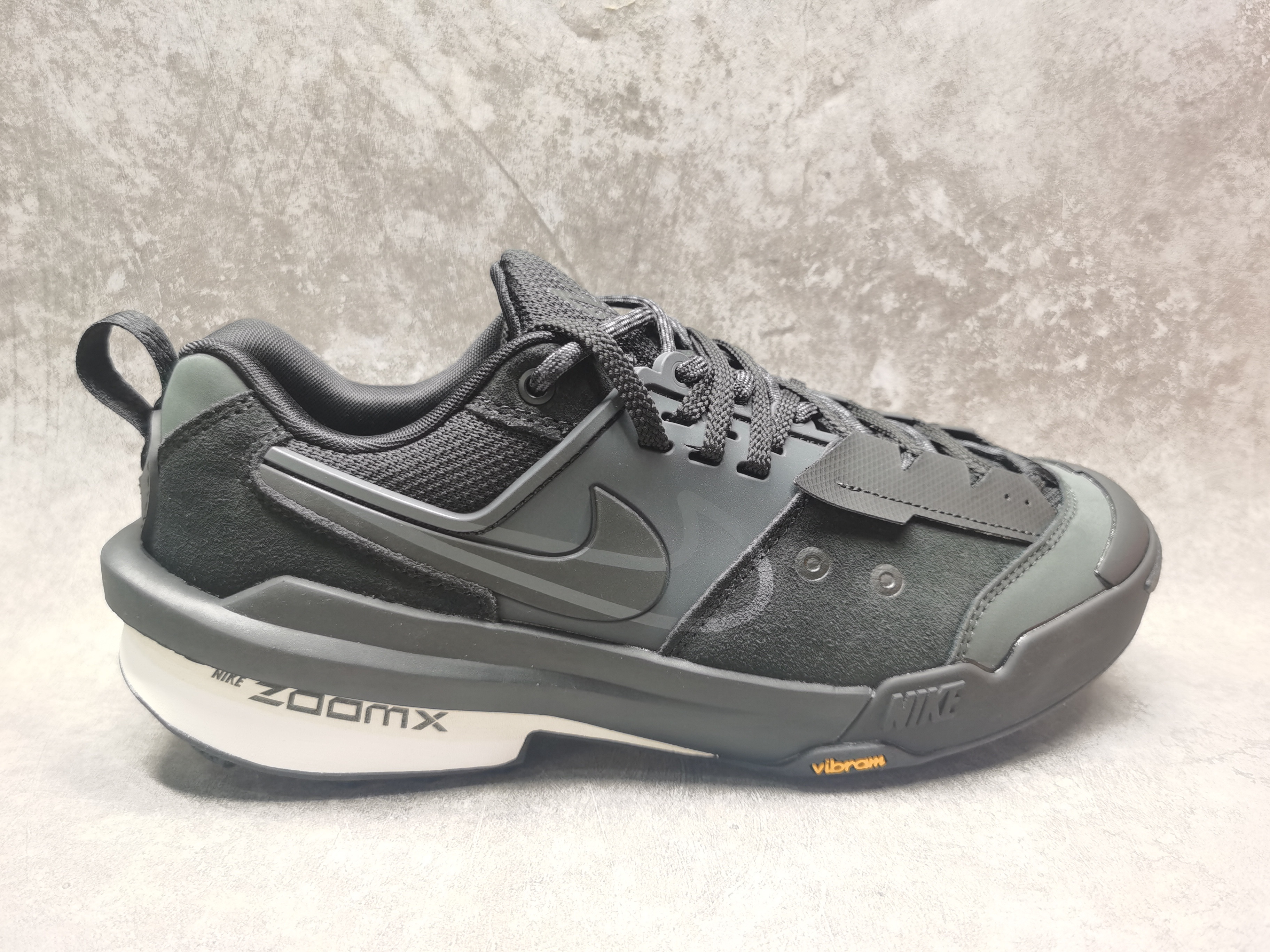 UA Nike Zegamadome SP