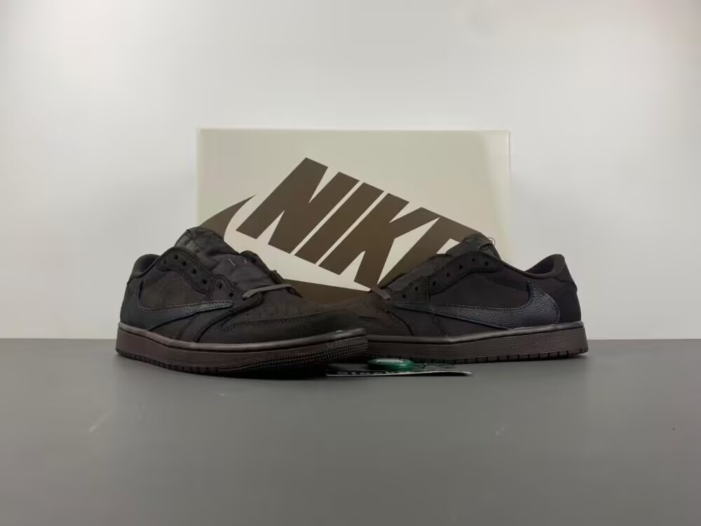 UA Travis Scott x Air Jordan 1 Low OG Velvet Brown