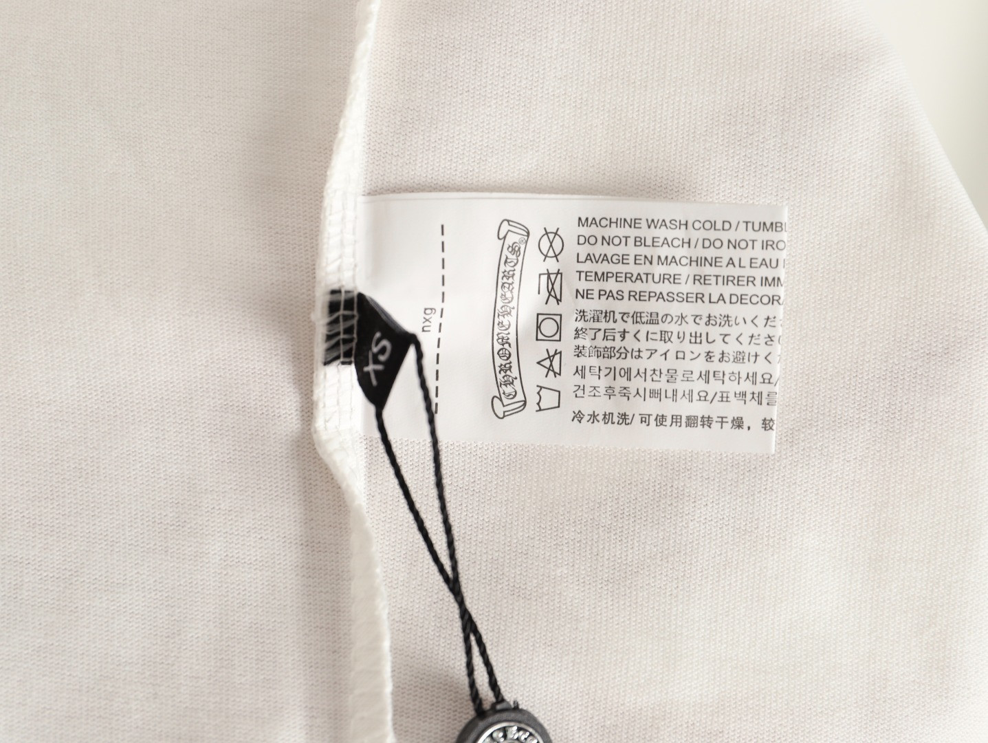 Ch**me He**ts long-sleeved t-shirt