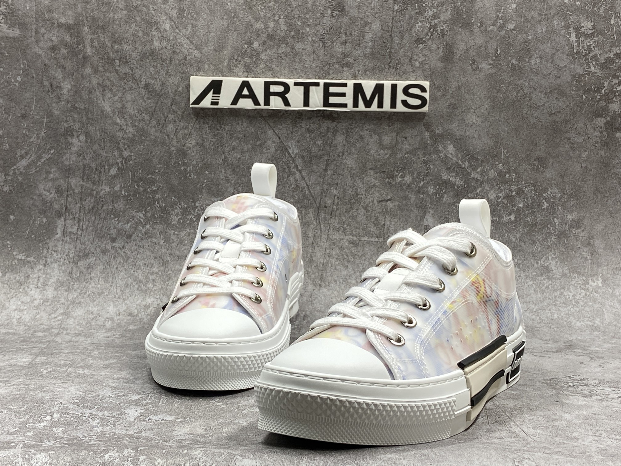 D*or b23 low top multicolor oblique