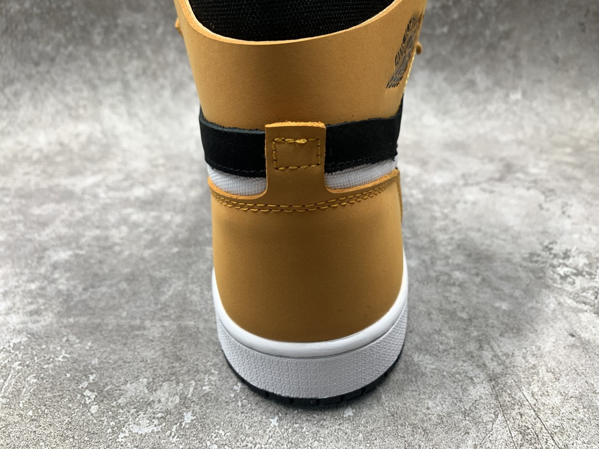 Air Jordan 1 High Zoom Air CMFT Black Monarch