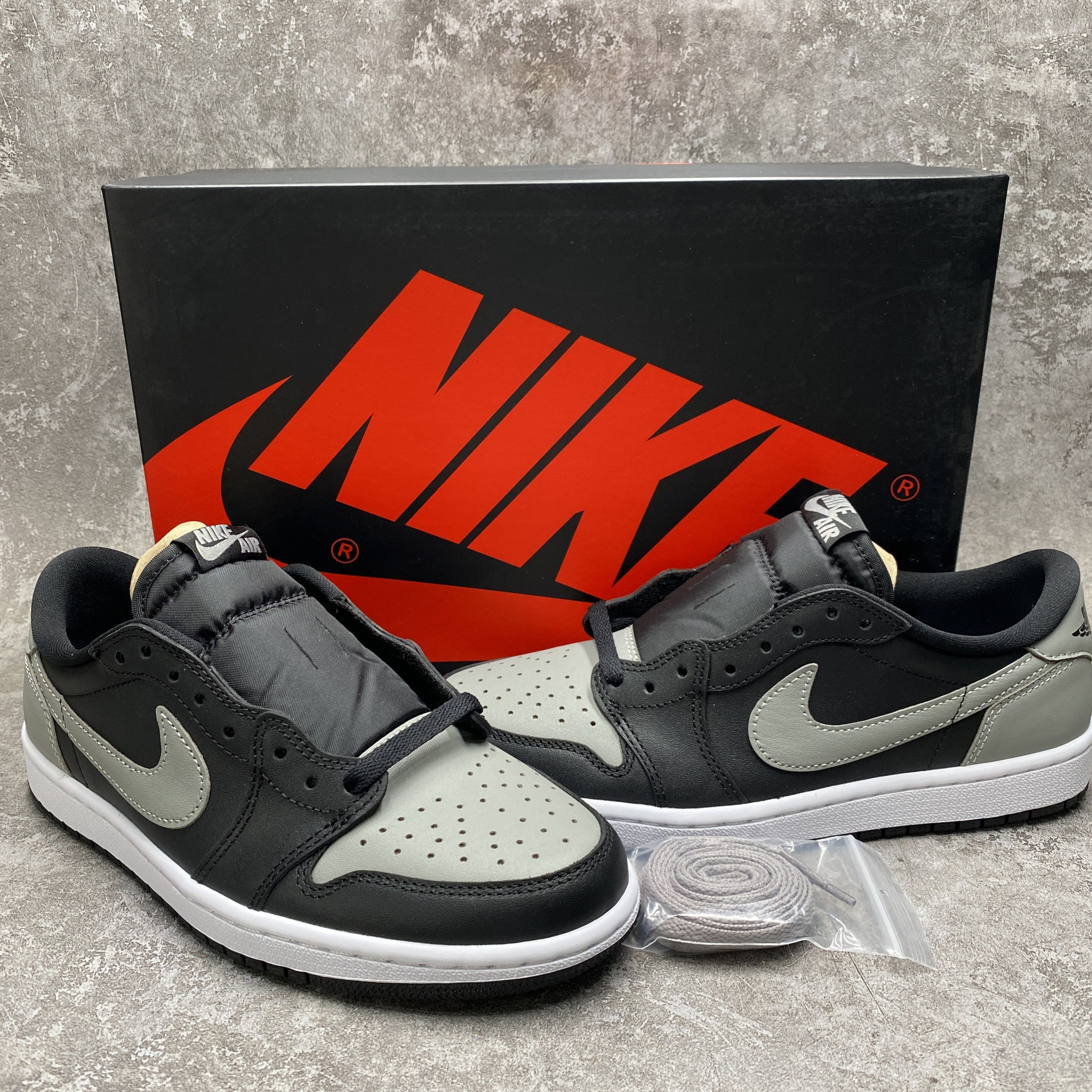 Air Jordan 1 Retro Low Og