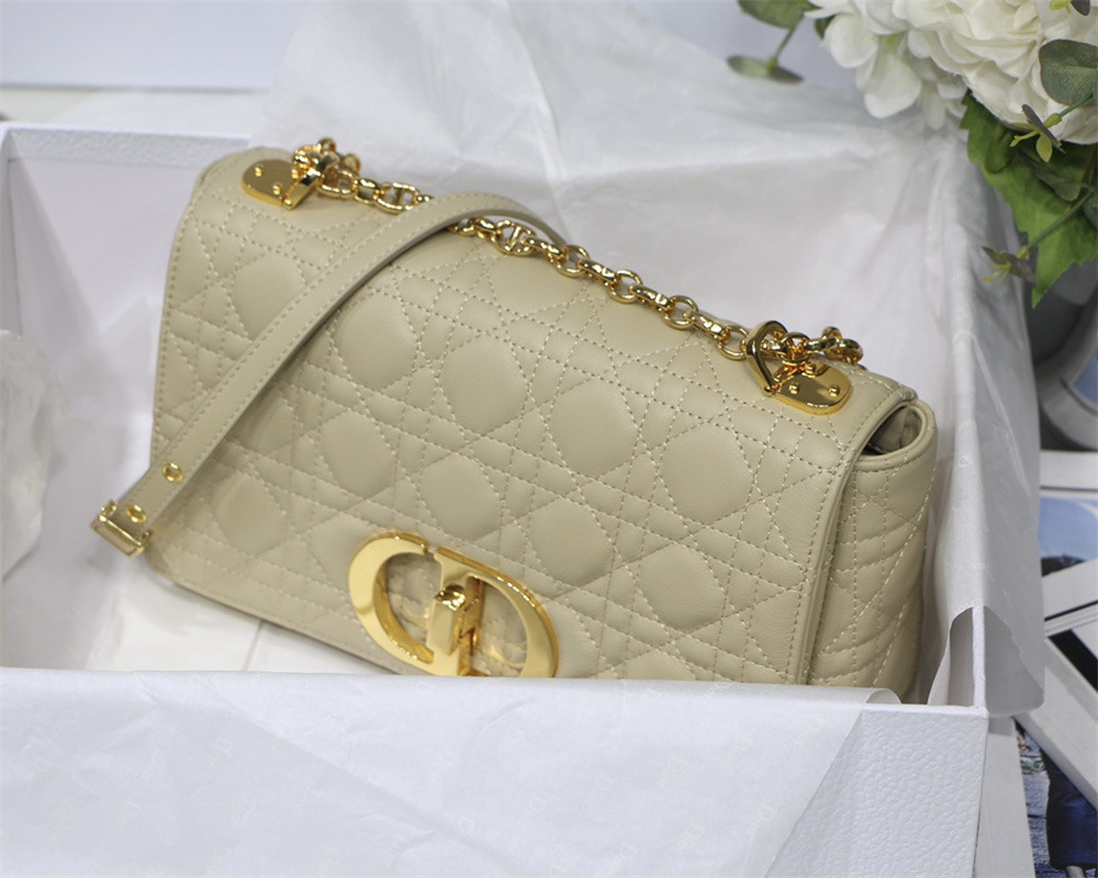 medium d*or caro bag beige S*pple cannage calfskin 25.5 x 15.5 x 8 cm