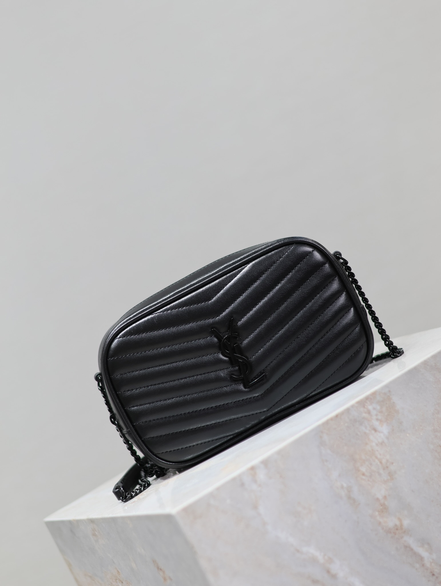 Y*L mini lou in quilted leather 7.5 x 4.1 x 2 inches