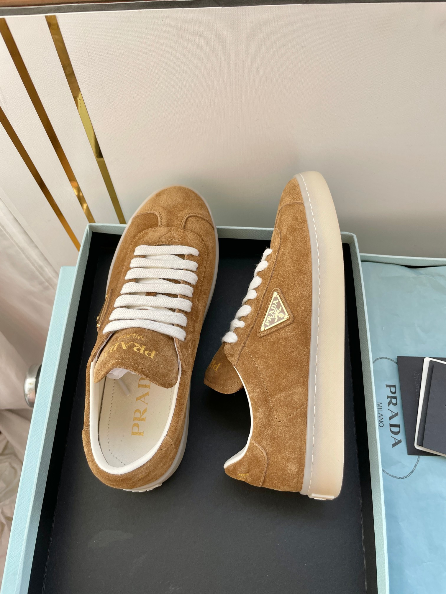 ua Pra*a downtown nappa leather sneakers