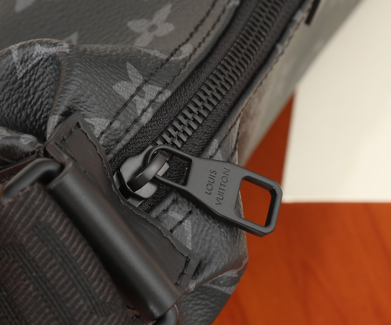 LV Hamac Bag PM M47158 11.2 x 5.9 x 3.1 in