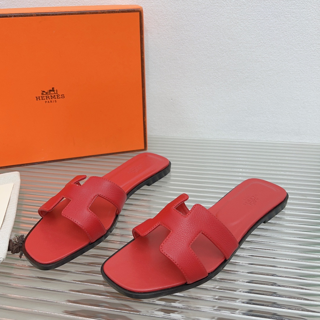 ua H**me5 oran sandal