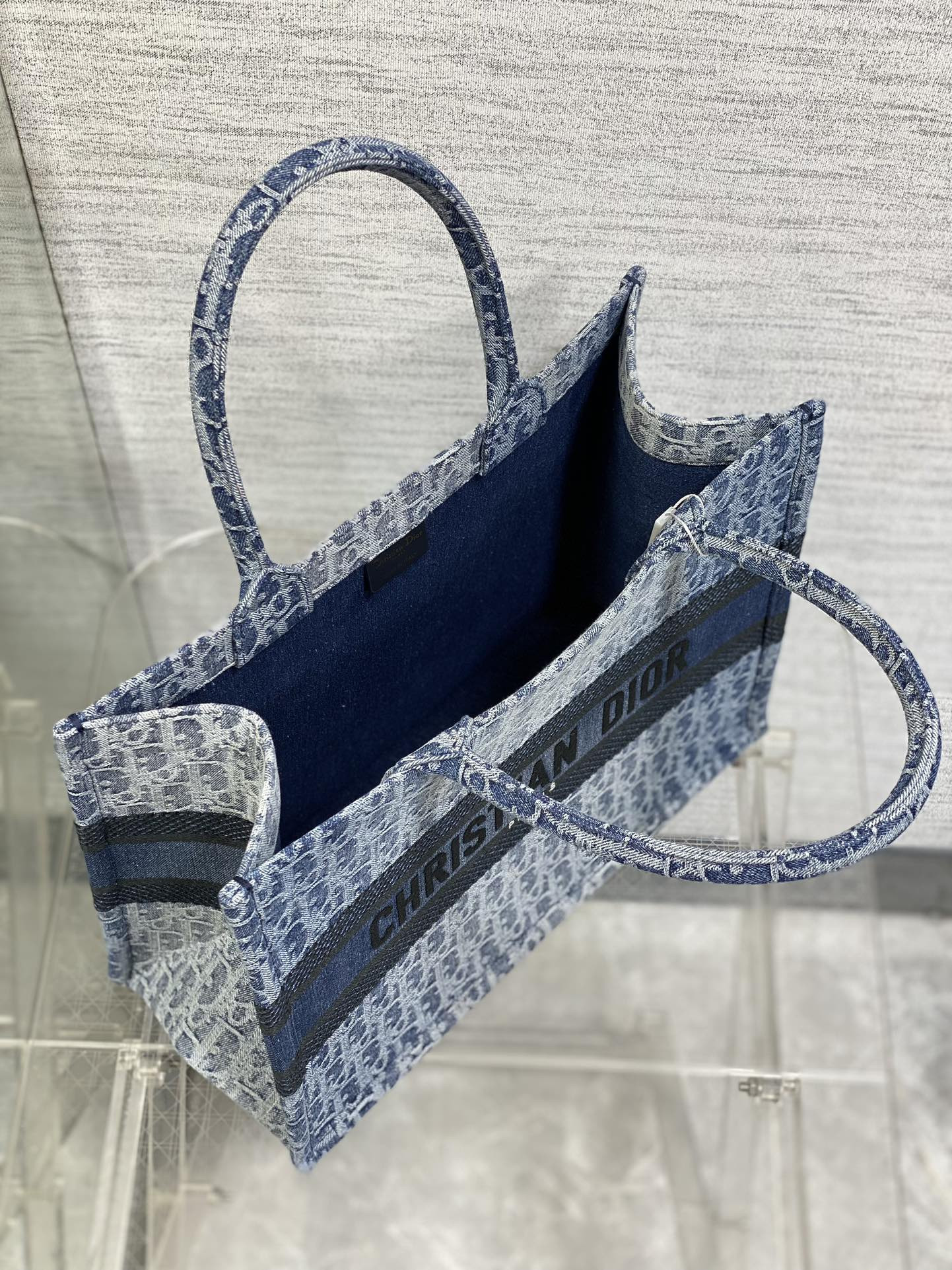 medium D*or book tote blue denim D*or oblique jacquard 36 x 27.5 x 16.5 cm