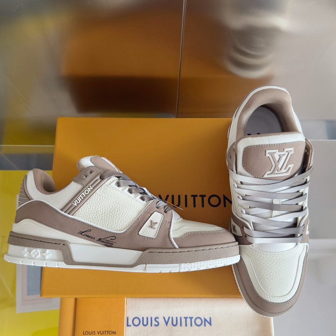 UA LV Trainer Sneaker
