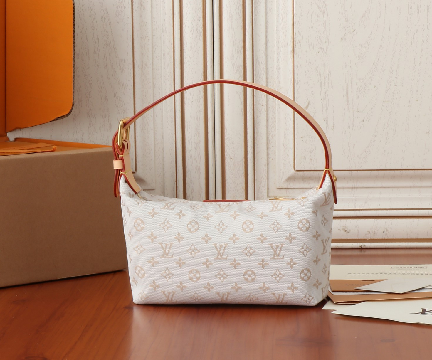 LV Hills Pochette M12433 18.5x11x6.5CM