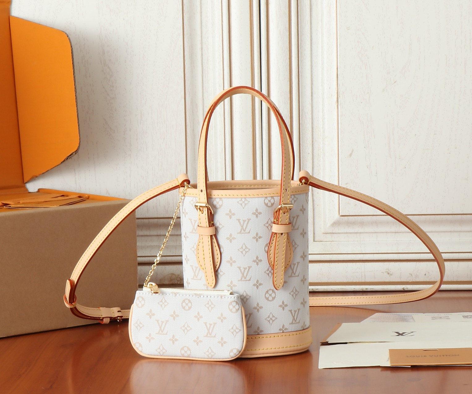 LV Match Nano Bucket M12317 13x17x9CM