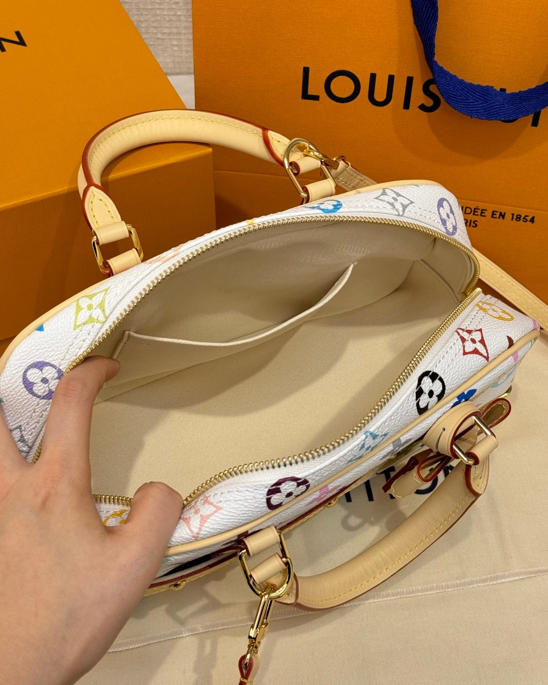 LV x TM Handbag East West M13084 27x14x10cm