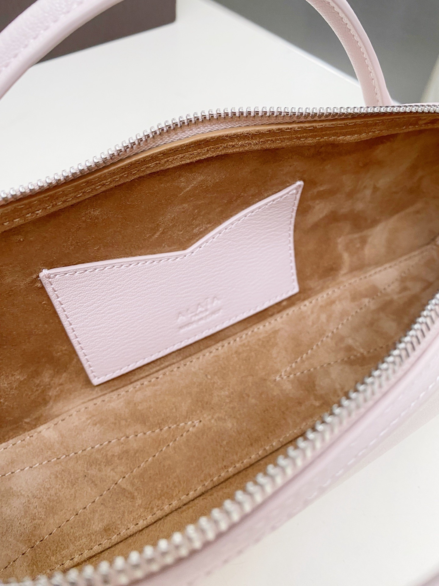 ALAÏA LE TECKEL CLUTCH SMALL BAG 27x9x8cm